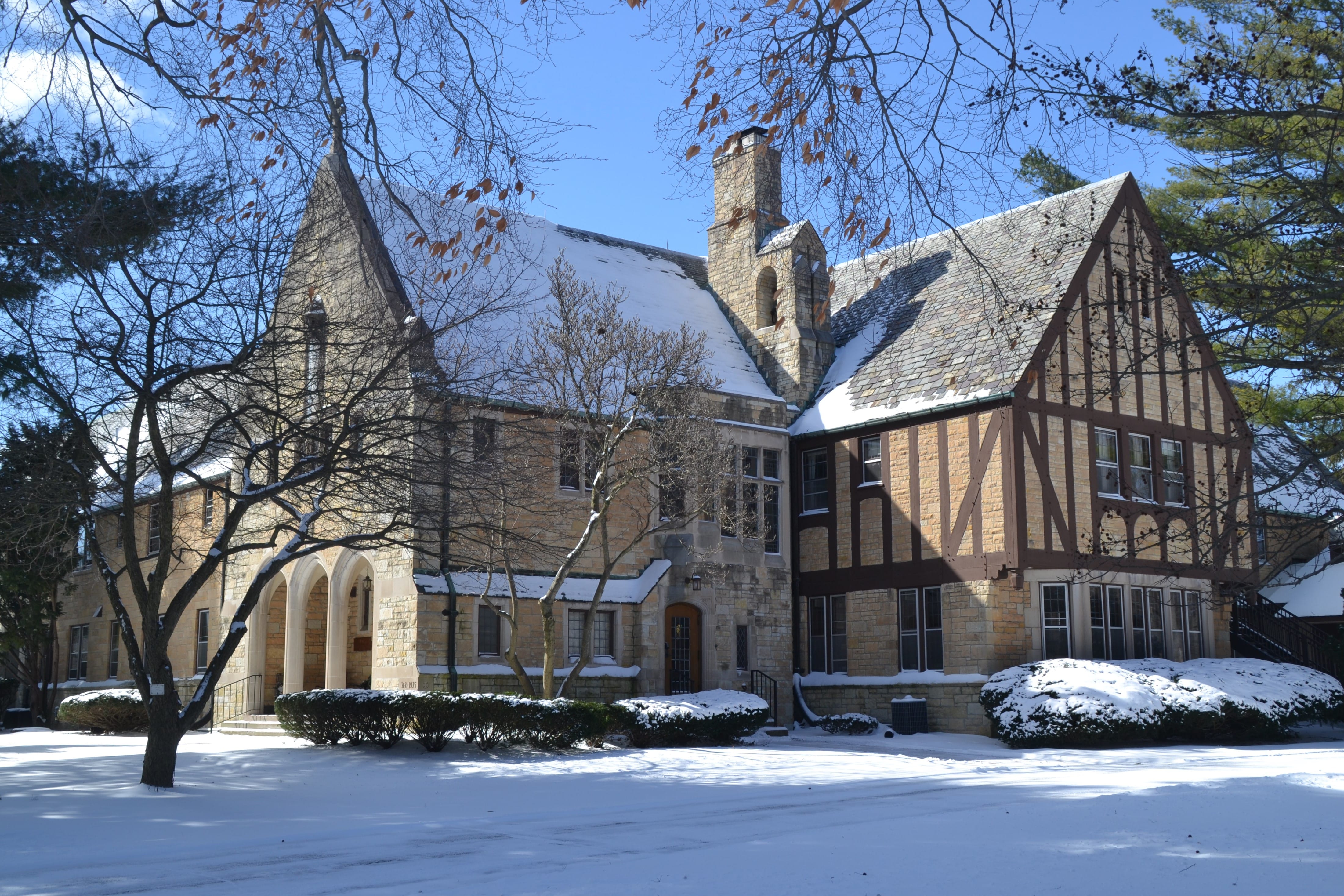 Home - Manresa Jesuit Retreat House