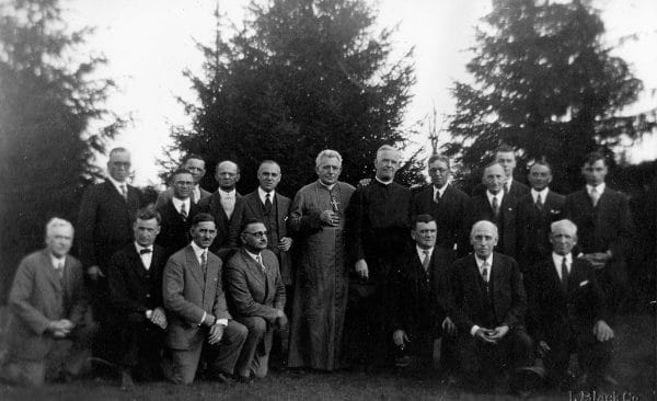 1926d-First-Retreat-photo-2.jpg